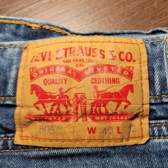 Levi's Mens 505 Blue Jeans Size 40X32 Classic Straight Leg Style - Picture 7 of 16